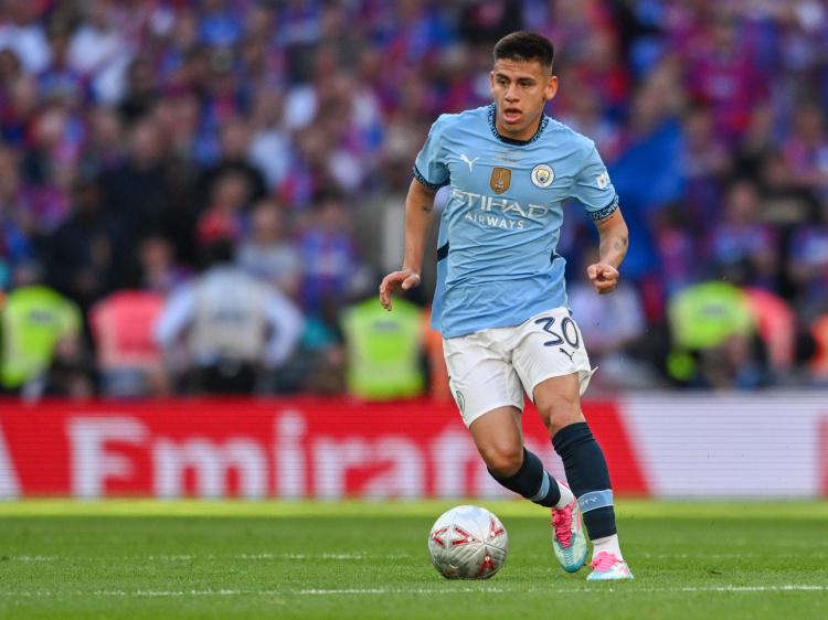 金给球员 金给球员