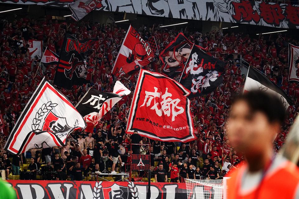 决赛中, 在公告中义, 球迷组织 决赛中, 在公告中义, 球迷组织