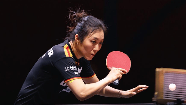 AA, 当地时间 AA, 当地时间