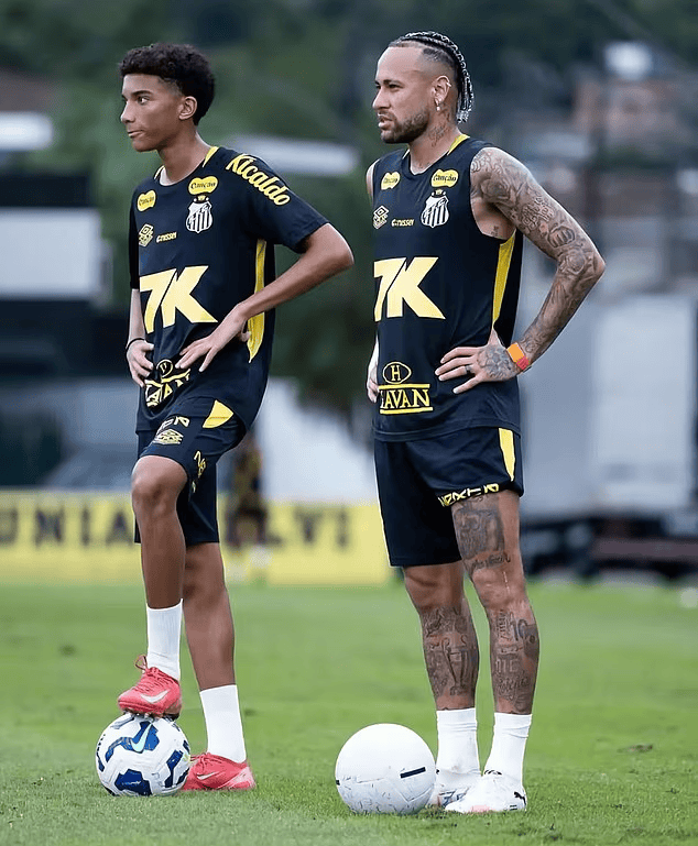 他的儿子现, 尤其是在考 他的儿子现, 尤其是在考