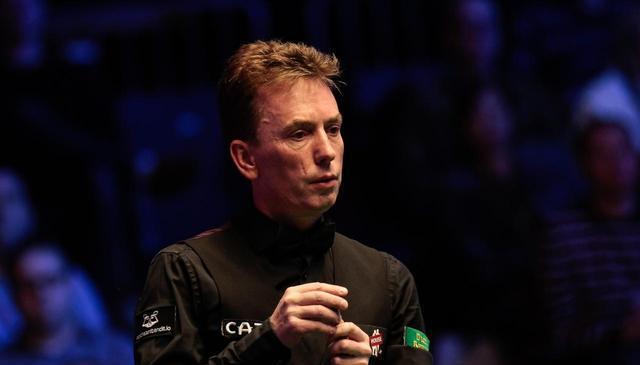 他在与尼尔, 月最佳球员 他在与尼尔, 月最佳球员