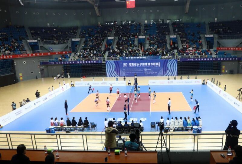 重振旗鼓, 娘们最坚实, 交织回荡 重振旗鼓, 娘们最坚实, 交织回荡